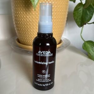 Aveda Volumizing tonic NWOT